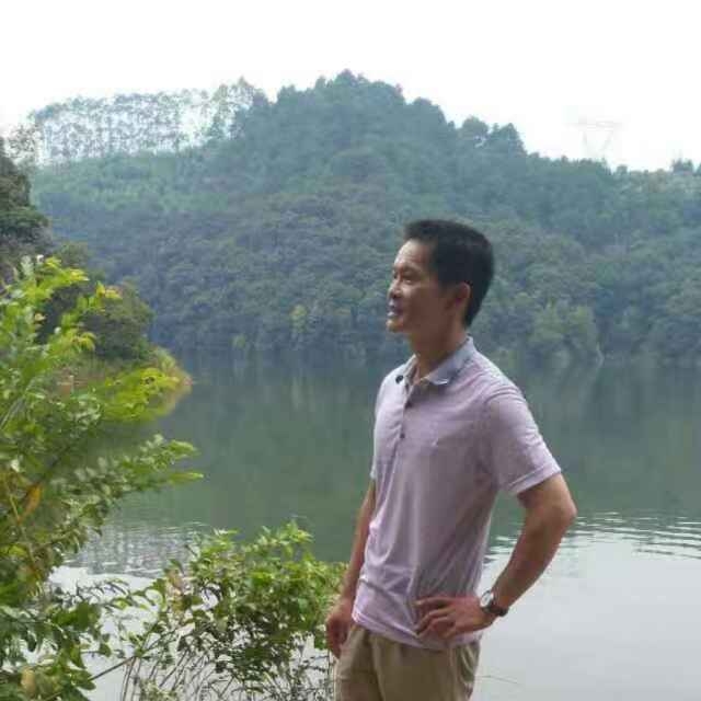 笑傲江南的第一张照片--平果认干亲服务网